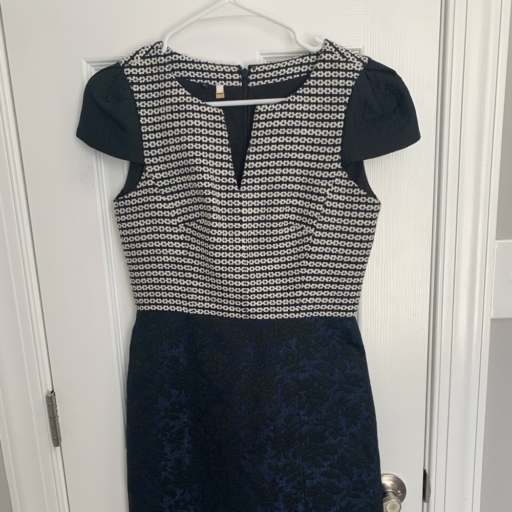 Multi patterned Banana Republic cap sleeve dress